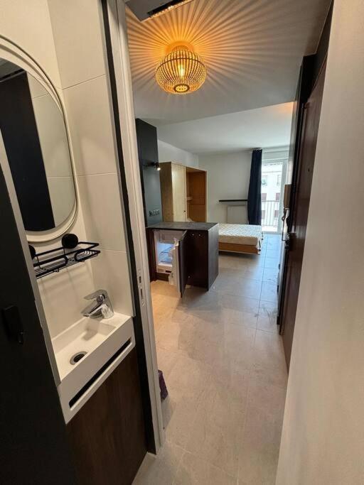 Apartment A 92 *